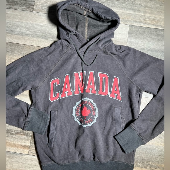Disney Parks Authentic‎ Epcot Canada Hoodie- Small - Picture 2 of 10
